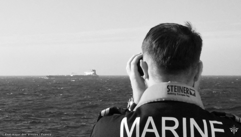 Photo publiée le 22 janvier 2026 de l'intervention de la marine française en haute mer, dans la mer d'Alboran, sur le cargo-pétrolier russe Grinch.