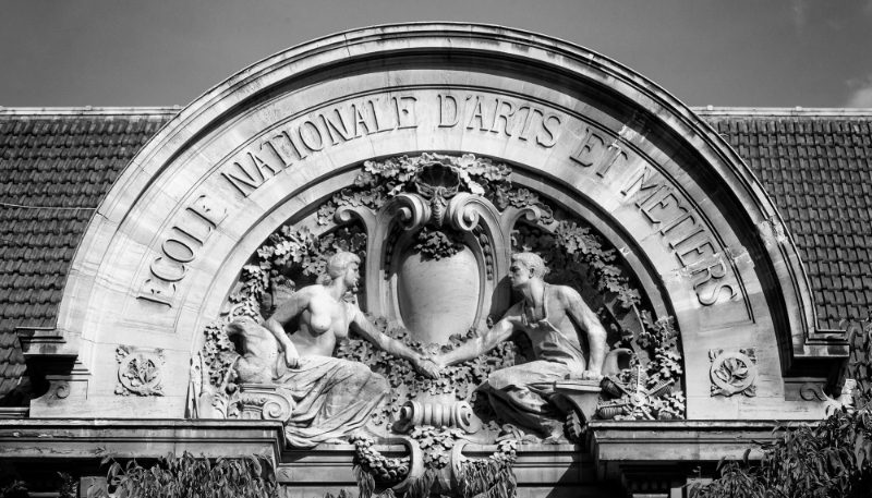 École nationale supérieure d'arts et métiers, à Paris.