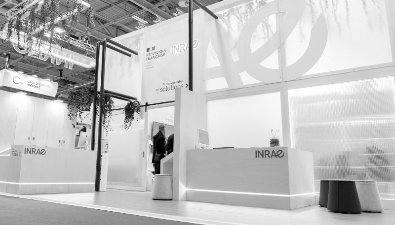 Stand de l'INRAE au Salon de l'agriculture, à Paris, le 23 février 2025.
