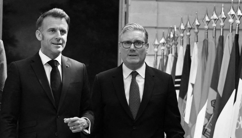 Le président français Emmanuel Macron et le premier ministre britannique Keir Starmer à Paris, le 17 avril 2026.