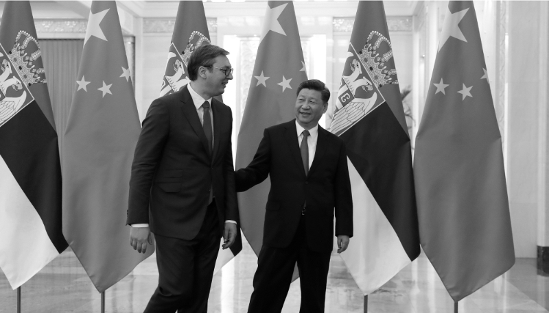 Le président serbe Aleksandar Vucic et le chef d'État chinois Xi Jinping au Grand palais du peuple à Pékin, en Chine, le 25 avril 2019.