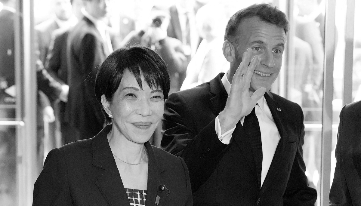 La première ministre japonaise Sanae Takaichi et le président français Emmanuel Macron à Tokyo, le 2 avril 2026.