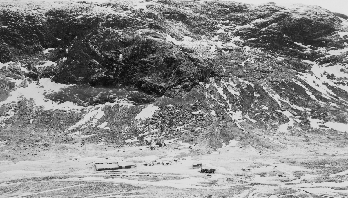 Photo prise par un drone le 22 mars 2025 montrant une mine au Groenland, territoire autonome du Danemark. 