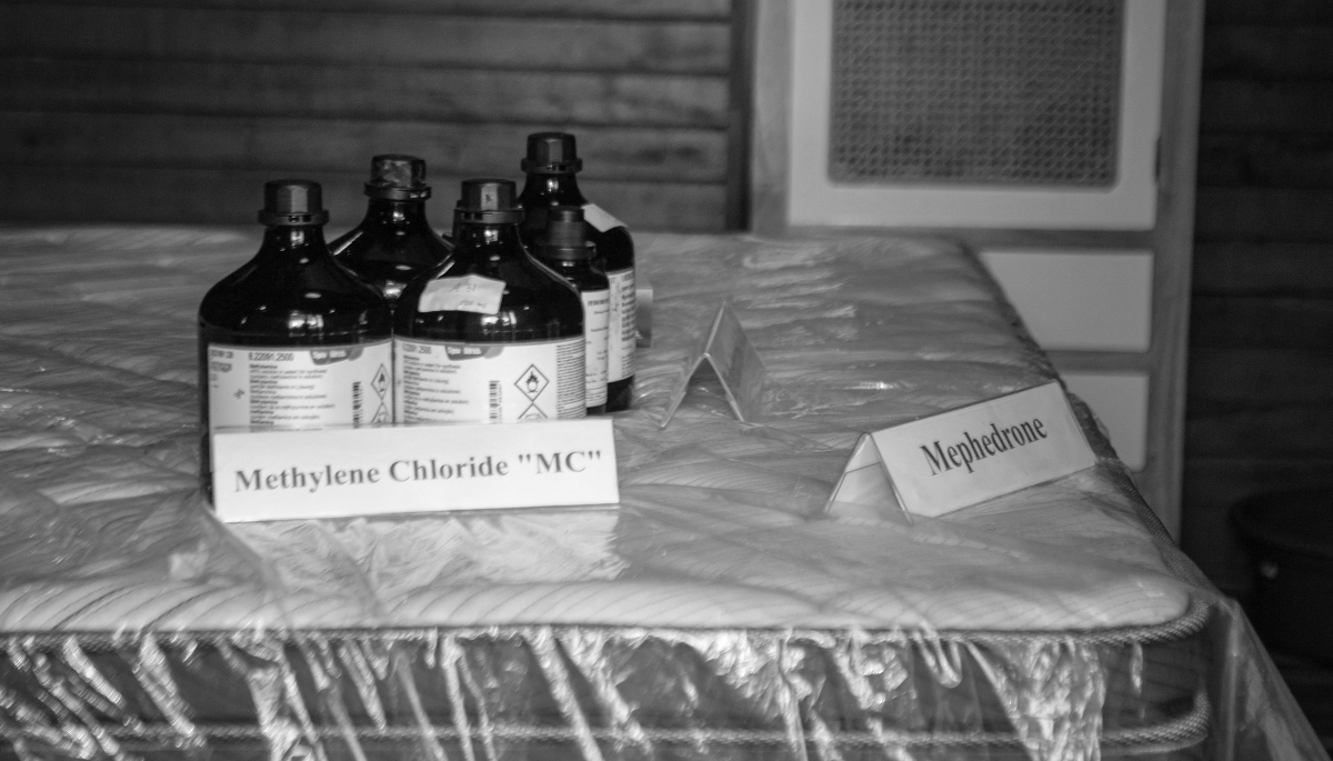 Indices retrouvés dans le cadre d'une enquête sur deux citoyens russes accusés d'avoir tenu un laboratoire clandestin de méphédrone à Gianyar, Bali, le 7 mars 2026.