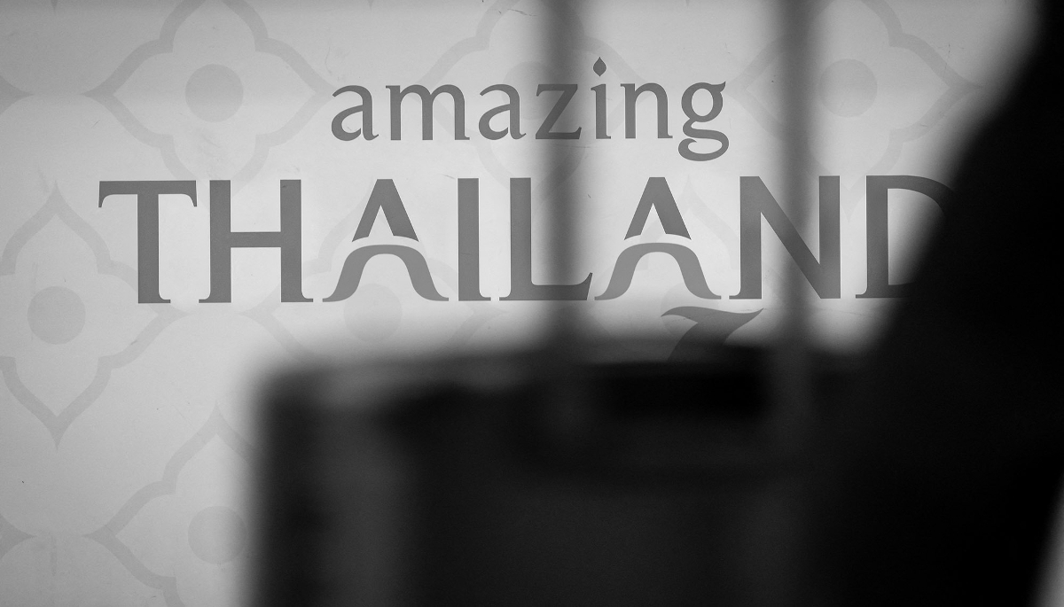 Un stand 'Amazing Thailand' à l'aéroport de Suvarnabhumi à Bangkok, en Thaïlande.