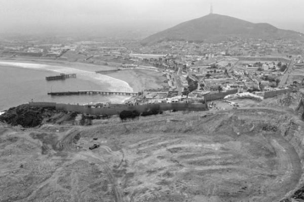 Le terminal portuaire de Chancay en cours de construction.